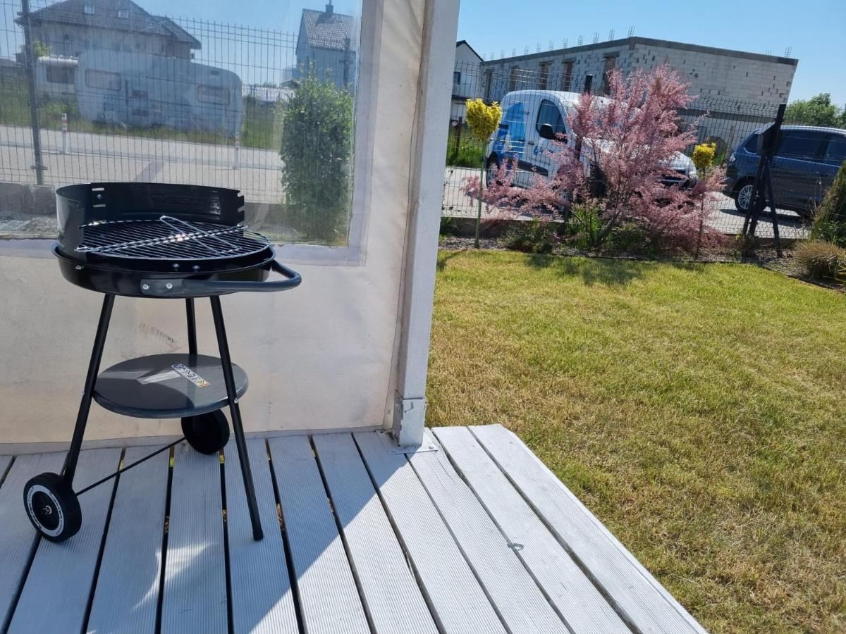 Domek Letniskowy Kolory Lata Z Klimatyzacja - 365Pam Sarbinowo Luaran gambar